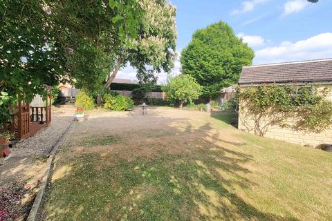 5 bedroom semi-detached house for sale, Clifton Common, Brighouse HD6
