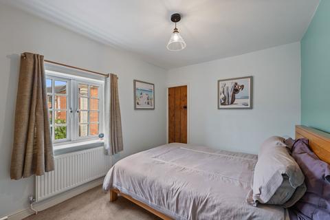 1 Hall Yard, Tean, Stoke-on-trent, ST10 4EB