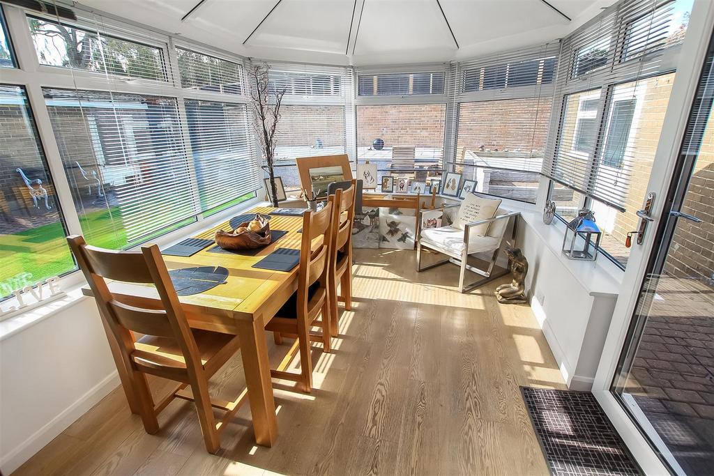 Garden Room.jpg