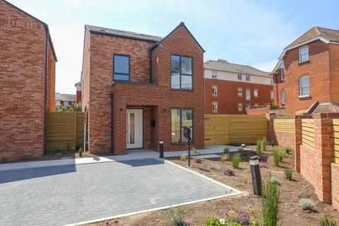3 bedroom detached house for sale, St Clements Road, Westgate On Sea, Kent, CT8