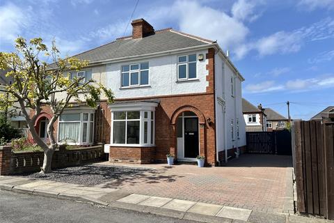 22 Dixon Avenue, Grimsby, DN32 0AJ