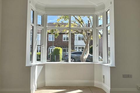 22 Dixon Avenue, Grimsby, DN32 0AJ