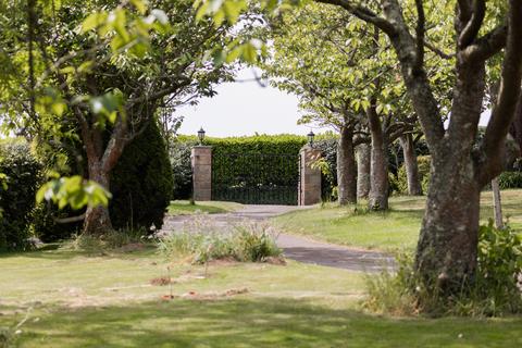 10 bedroom detached house for sale, Le Mont Des Vignes, St. Peter, Jersey