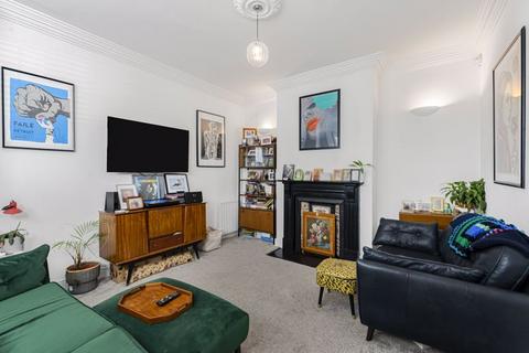 3 bedroom detached house for sale, Izane Road, Bexleyheath