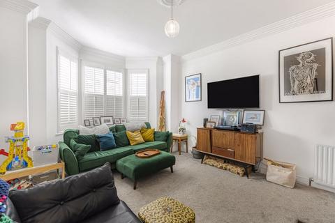 53 Izane Road, Bexleyheath, DA6 8NU