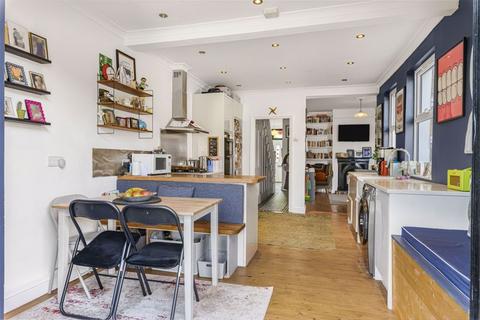 53 Izane Road, Bexleyheath, DA6 8NU