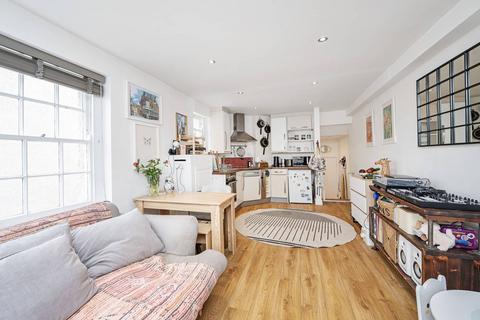 Flat 22, 13 Queensbridge Road, London, E2 8NP