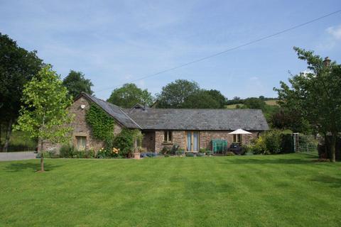 4 bedroom detached bungalow to rent, Pandy, Abergavenny