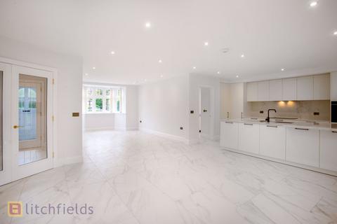 4 bedroom semi-detached house to rent, Southway, Hampstead Garden Suburb, NW11
