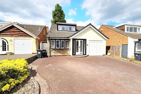 18 Dunchurch Crescent, Sutton Coldfield, B73 6QN
