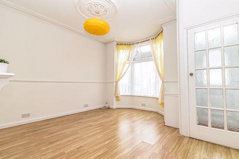 2 bedroom terraced house for sale, Aylesbury Road, Portsmouth