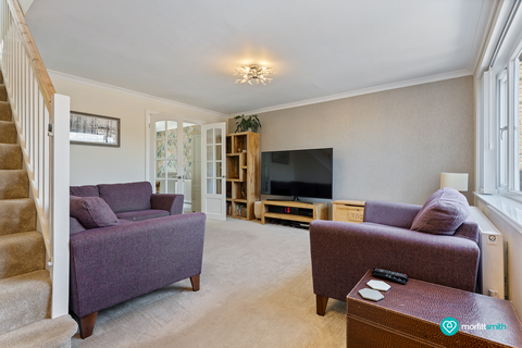 3 bedroom detached house for sale, Church Close, Oughtibridge, S35 0JN