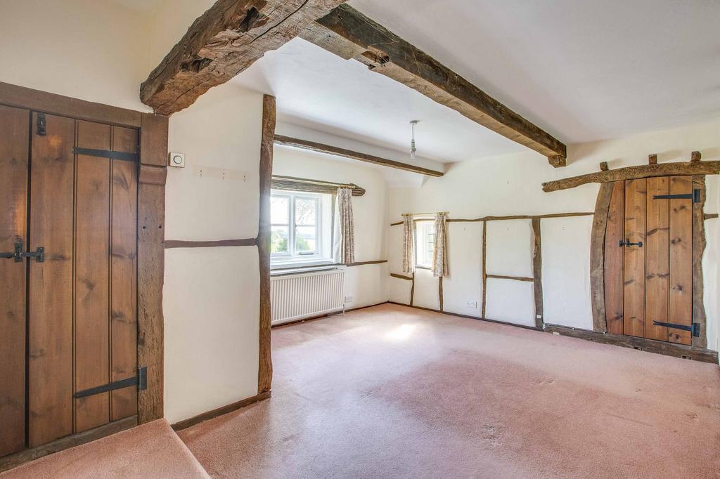 Huckenden Holly, Cadmore End Common, HP14 3 PS (LOW