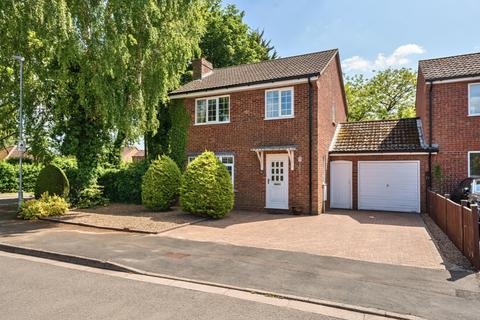Wyatt Close, Martin, Lincoln, Lincolnshire, LN4