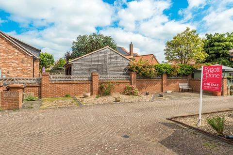 2 bedroom barn conversion for sale, Church Lane, Bottesford, Nottingham, Nottinghamshire, NG13