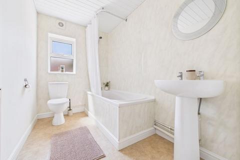 108 Linden Road, Gloucester, GL1 5HE