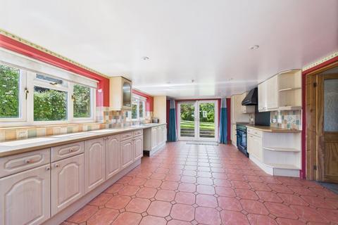 Claypits Villa Claypits, Eastington, Stonehouse, GL10 3AL