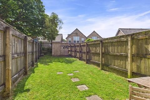 4 School Lane, Troon, Camborne, TR14 9EY