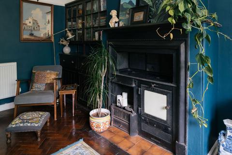6 Bryngwyn, Caerphilly, CF83 1ET