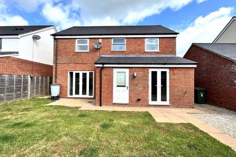 4 bedroom property to rent, Royal Wilding Place, Hereford