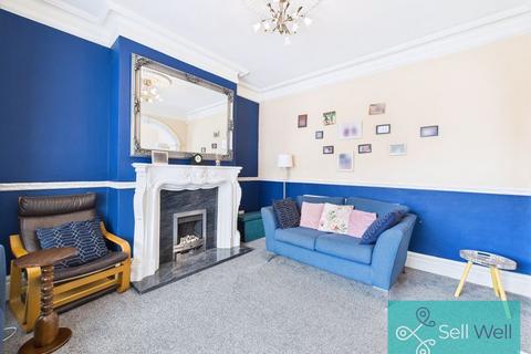 11 Bishop Road, Salford, M6 8PX