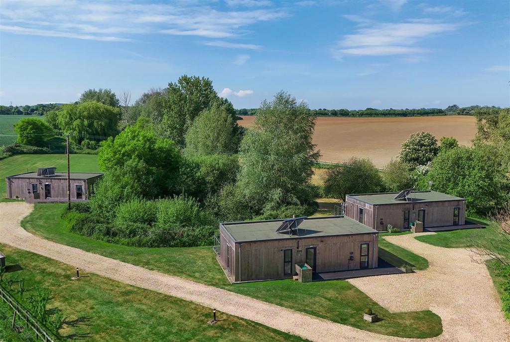 Cedar Lodges