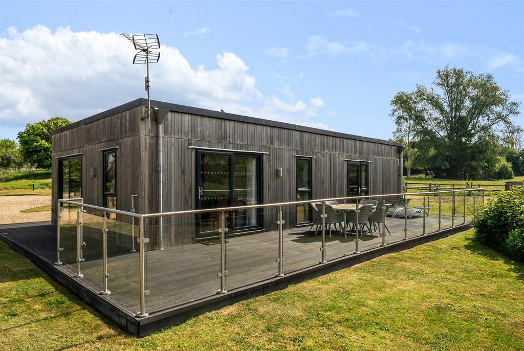 Cedar Lodges