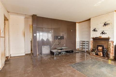 2 bedroom semi-detached bungalow for sale, Upper Brighton Road, Sompting, Lancing, West Sussex