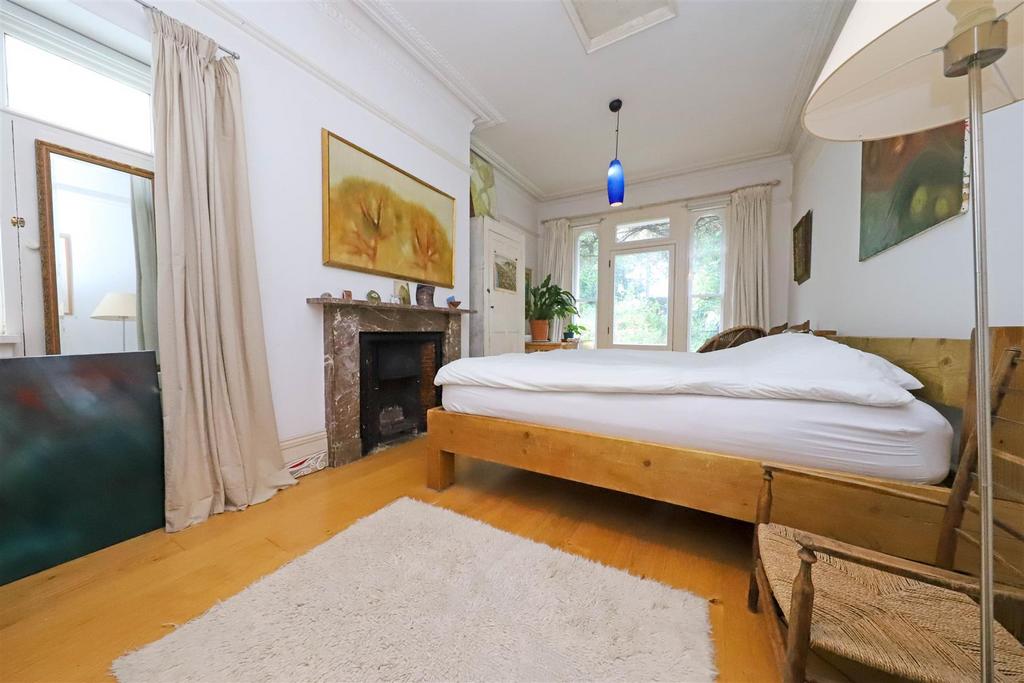 Nicholas james brunswick place bed 2.jpg