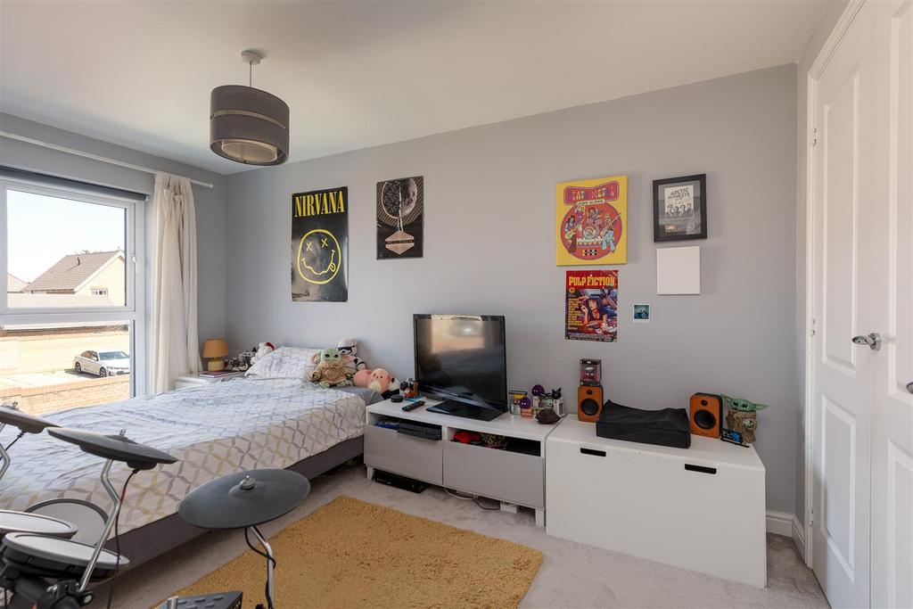 Bedroom 2.jpg