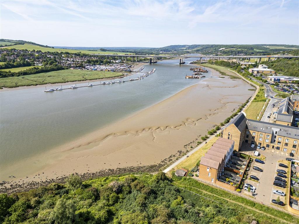 10 Knights Templar Way Drone M2 bridge and parking