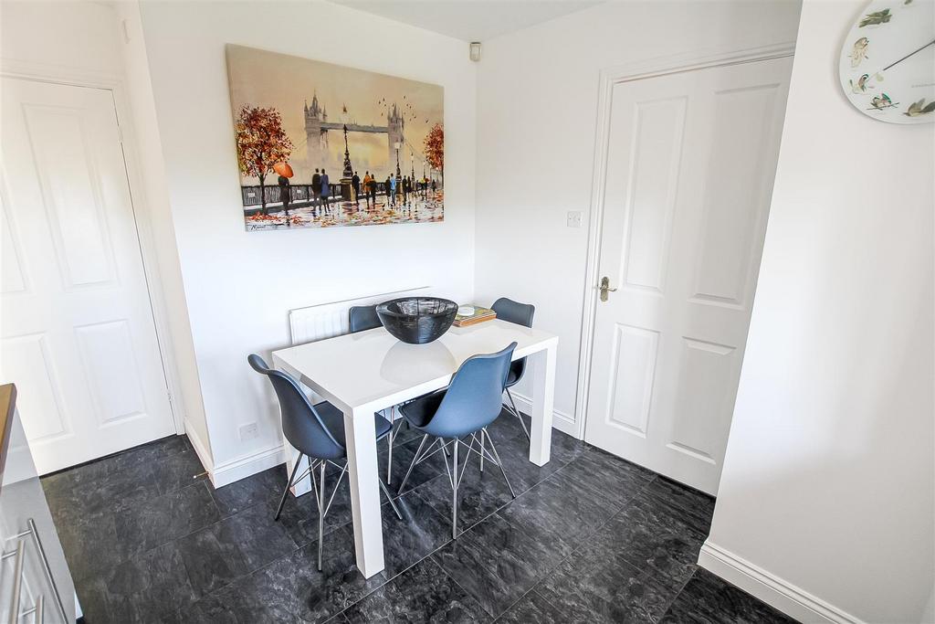 Kitchen/Breakfast Room