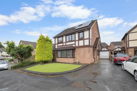 39 Avon Close, Bromsgrove, B60 3PE