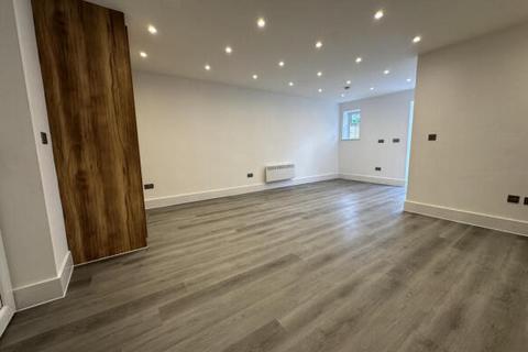 undefined, Tilbury Town, Tilbury, Essex, RM18