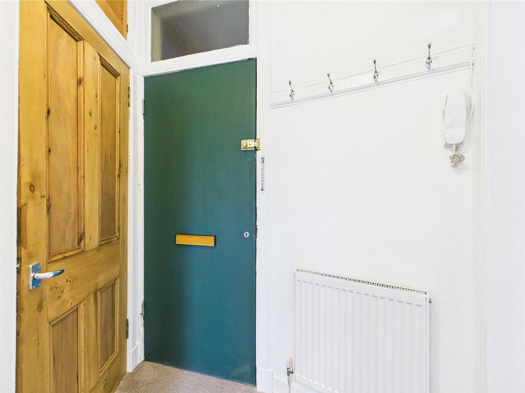 Apartment in Edinburgh - View 3
