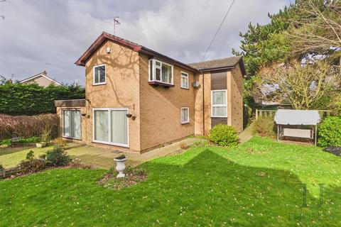 4 bedroom detached house for sale, Manor Park, Ruddington, Nottingham