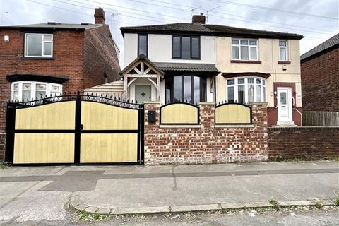 3 bedroom semi-detached house for sale, Greenwood Road, Sheffield, S9 4GS