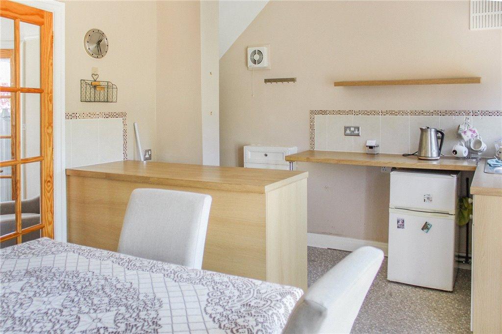 Dinng Kitchen