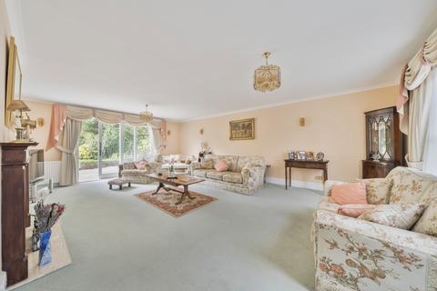 3 bedroom detached house for sale, Woodhall Drive, Pinner, Middlesex