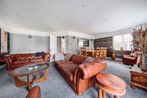undefined, Manor Park Close, Tilehurst, Reading