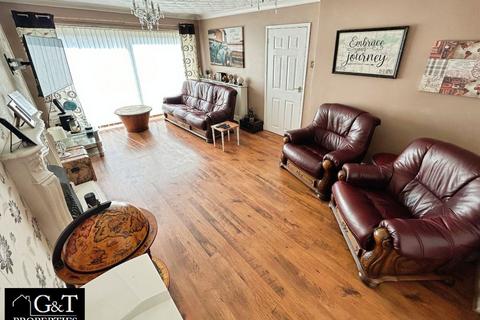 3 bedroom semi-detached house for sale, Saltwells Road, Dudley