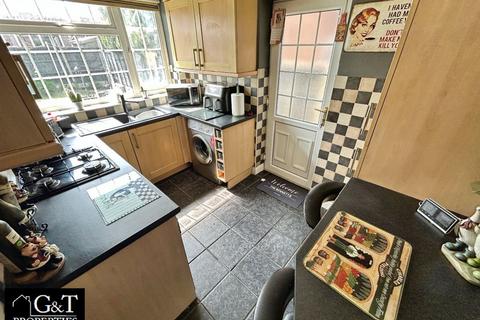 3 bedroom semi-detached house for sale, Saltwells Road, Dudley