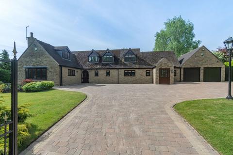 5 bedroom detached house for sale, Harthill Road, Thorpe Salvin, Worksop, S80