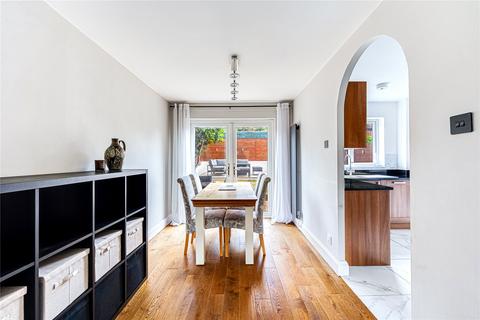 28 Bryant Way, Toddington, Dunstable, LU5 6EX