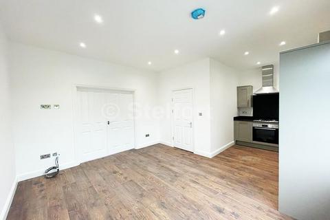 undefined, Squires Lane, London, N3