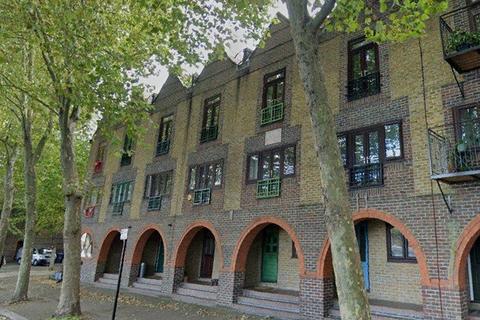 4 bedroom maisonette to rent, Greenland Quay, London, SE16