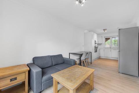 4 bedroom terraced house to rent, Greenland Quay, London, SE16
