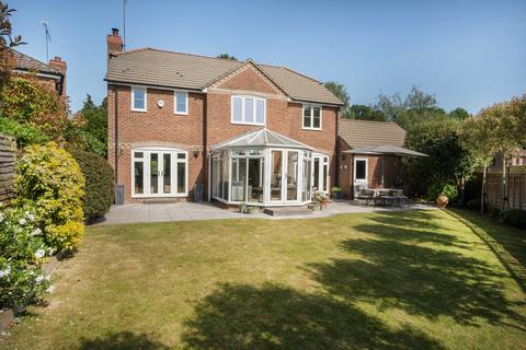 1 Jefferson Close, Emmer Green, Reading, RG4 8US