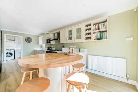 1 Jefferson Close, Emmer Green, Reading, RG4 8US