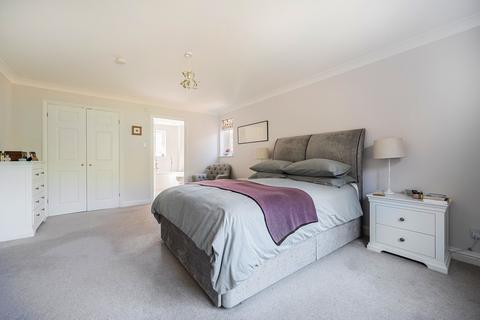 1 Jefferson Close, Emmer Green, Reading, RG4 8US